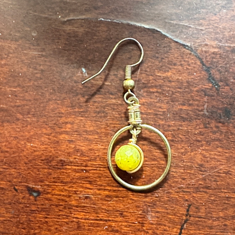 Gold Dangle Earring with Green tumbled stone